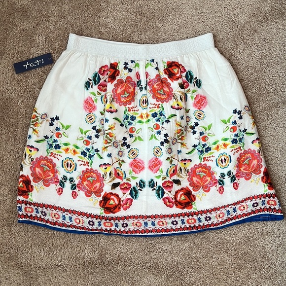 NWT Life Style Floral Skirt - Picture 6 of 6